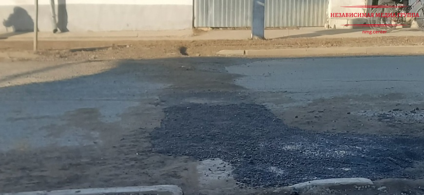 В Судиславле дорожные службы приступили к ямочному ремонту