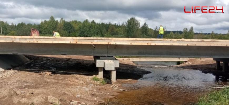 В сентябре будет открыто рабочее движение на мосту через реку Корба в Судиславле