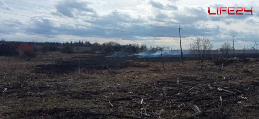 Огнеборцы спасли частные дома и животноводческий комплекс в поселке Глебово от пожара