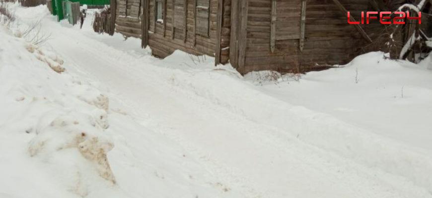 В Судиславле коммунальные службы на этой недели расчистили тротуары от снега