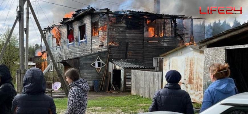 Сегодня в Судиславле сгорел многоквартирный жилой дом