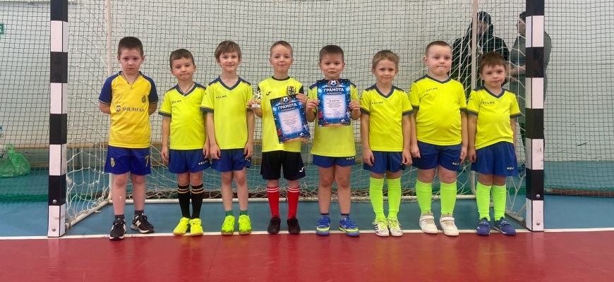 Юные футболисты из Судиславля приняли участие в фестивале «Буйская зима – 2026»